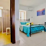Apartman Il Veliero Blu Lipari Centro - Guest House *