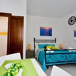 Il Veliero Blu Lipari Centro - Guest House Apartmán *