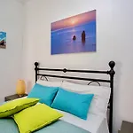 Il Veliero Blu Lipari Centro - Guest House Apartmán