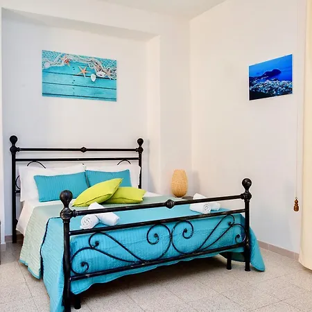 Il Veliero Blu Centro * Λίπαρι